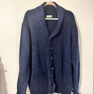 Men’s 100% wool cardigan